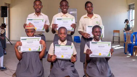 Outgoing prefects with certificates