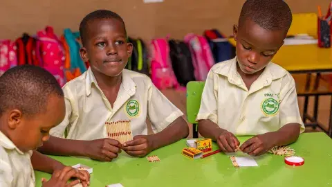 Pasting to make a table, Middle A