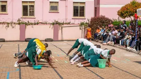 Pass the ball - upper primary